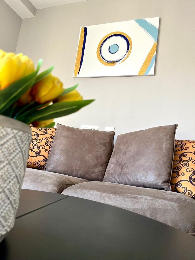 Esterin Royal Park Appartement *